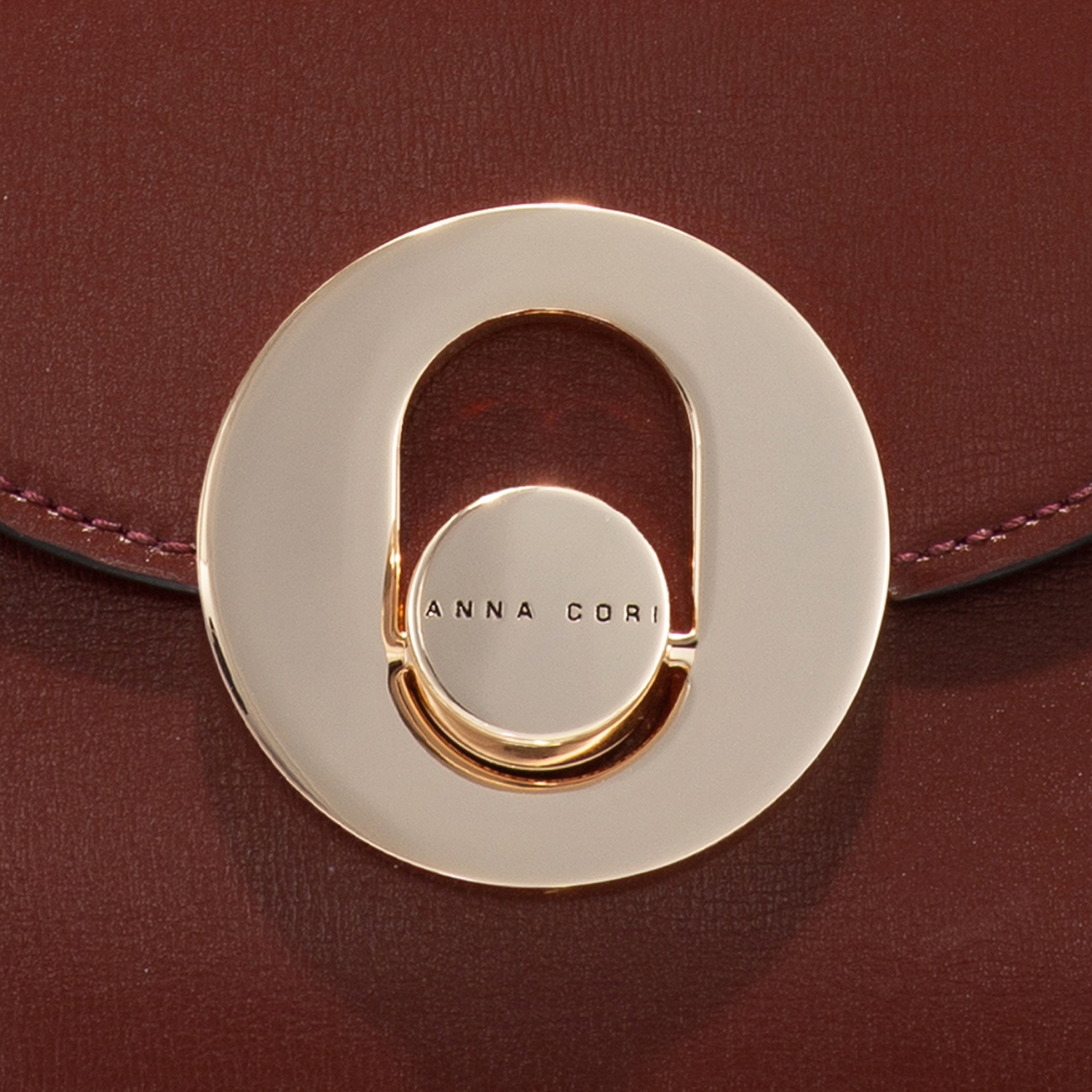 Imagine MARY VIT STAMP CUOIO