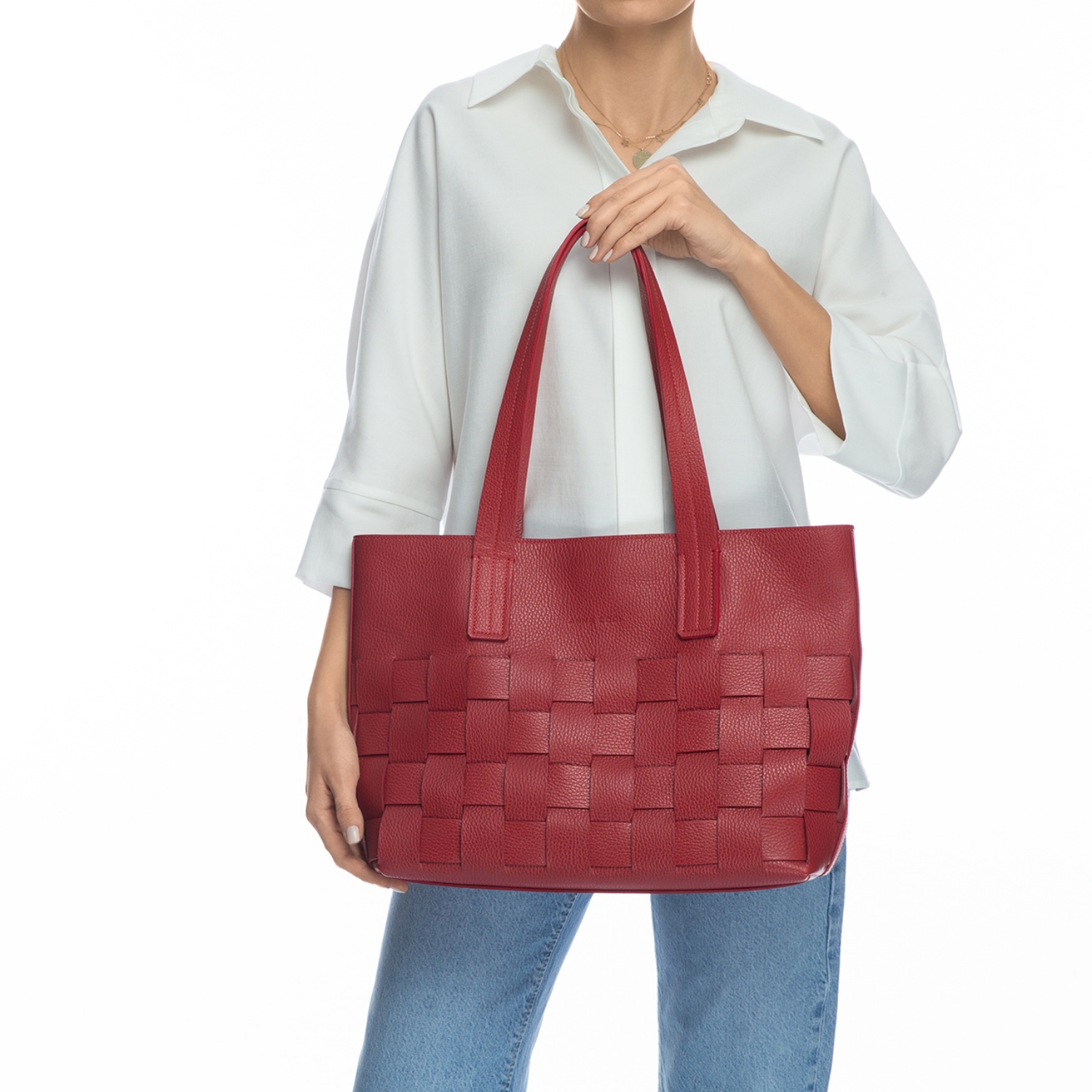 Imagine DAIVA BOTT  ROSU