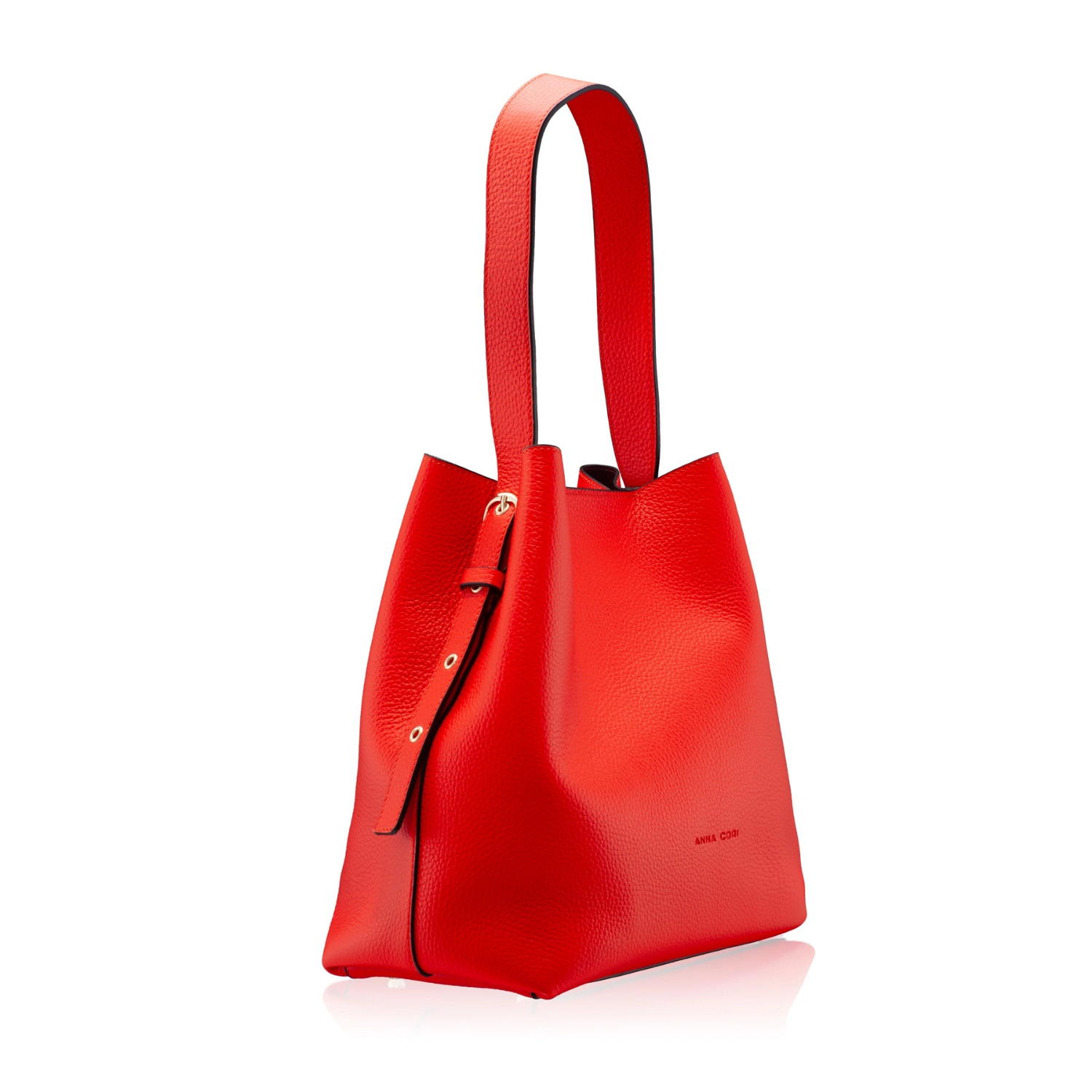 Imagine RIANA BOTTALATO ROSU