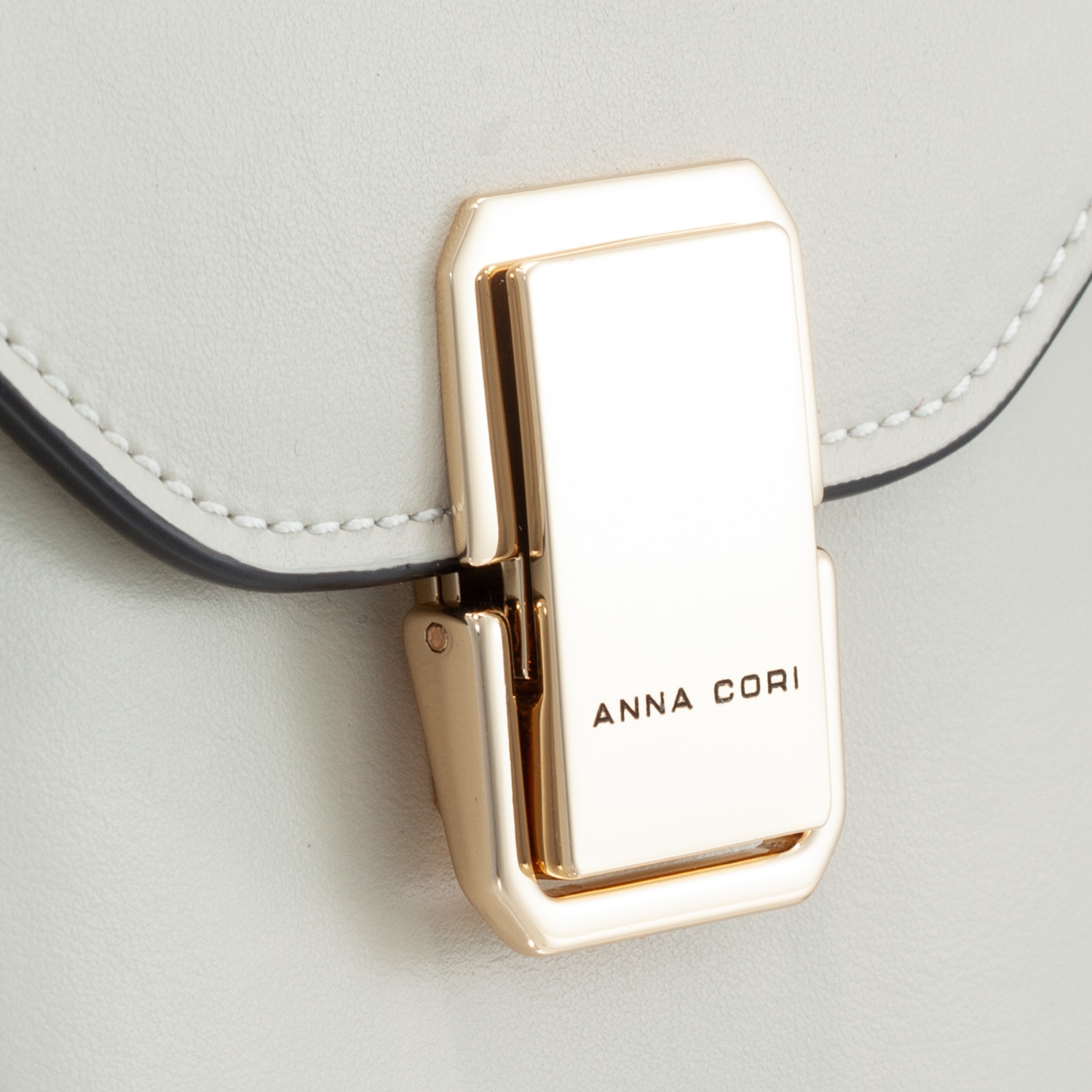 Picture of AYANA VITELLO PANNA