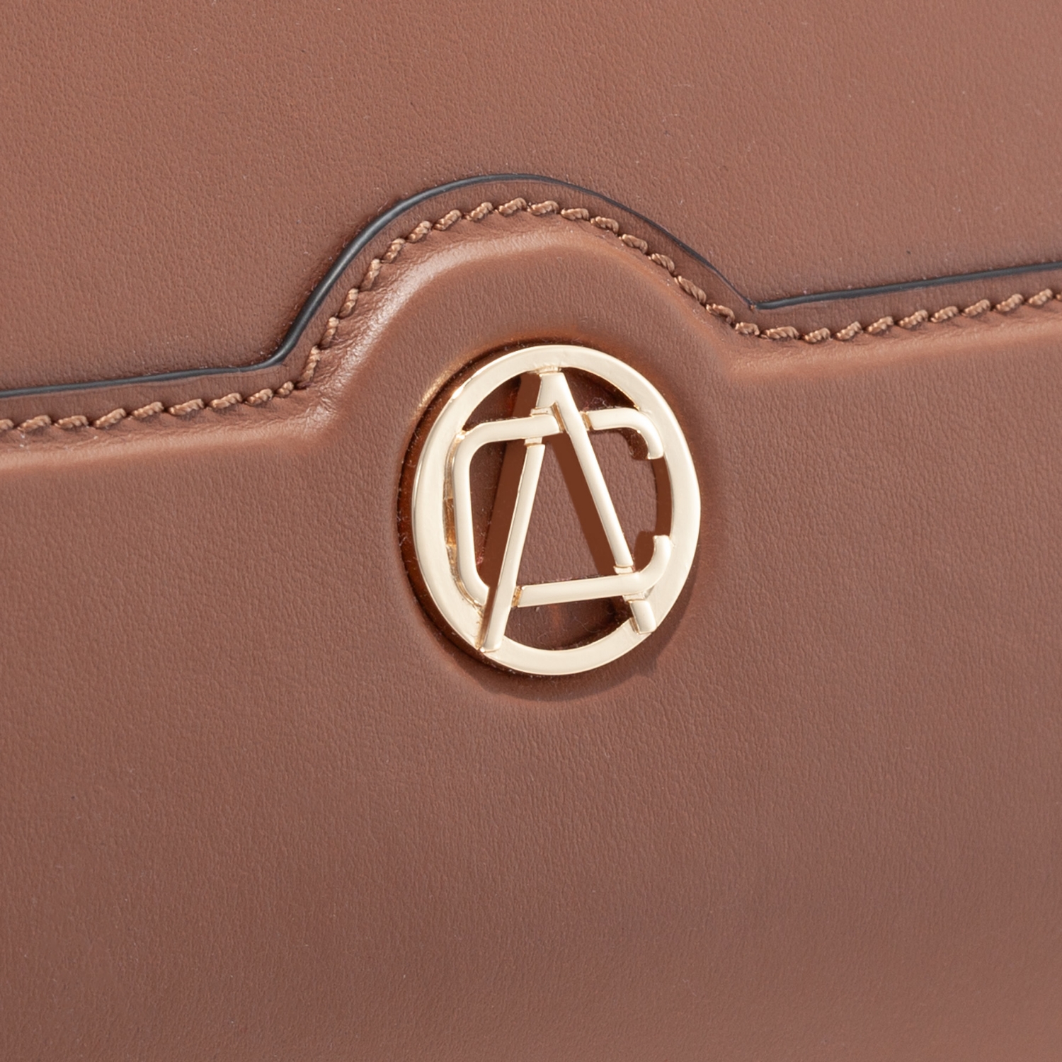 Picture of DARA VITELLO CUOIO