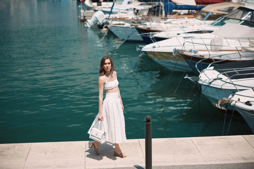 Mix & Match: pantofii care completează fără efort fuste lungi, pantaloni wide și rochii fluide