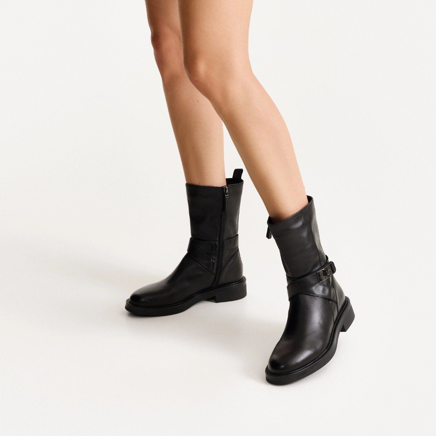 Picture of Suede Leather Ankle-Boots 8191 Vitello Black