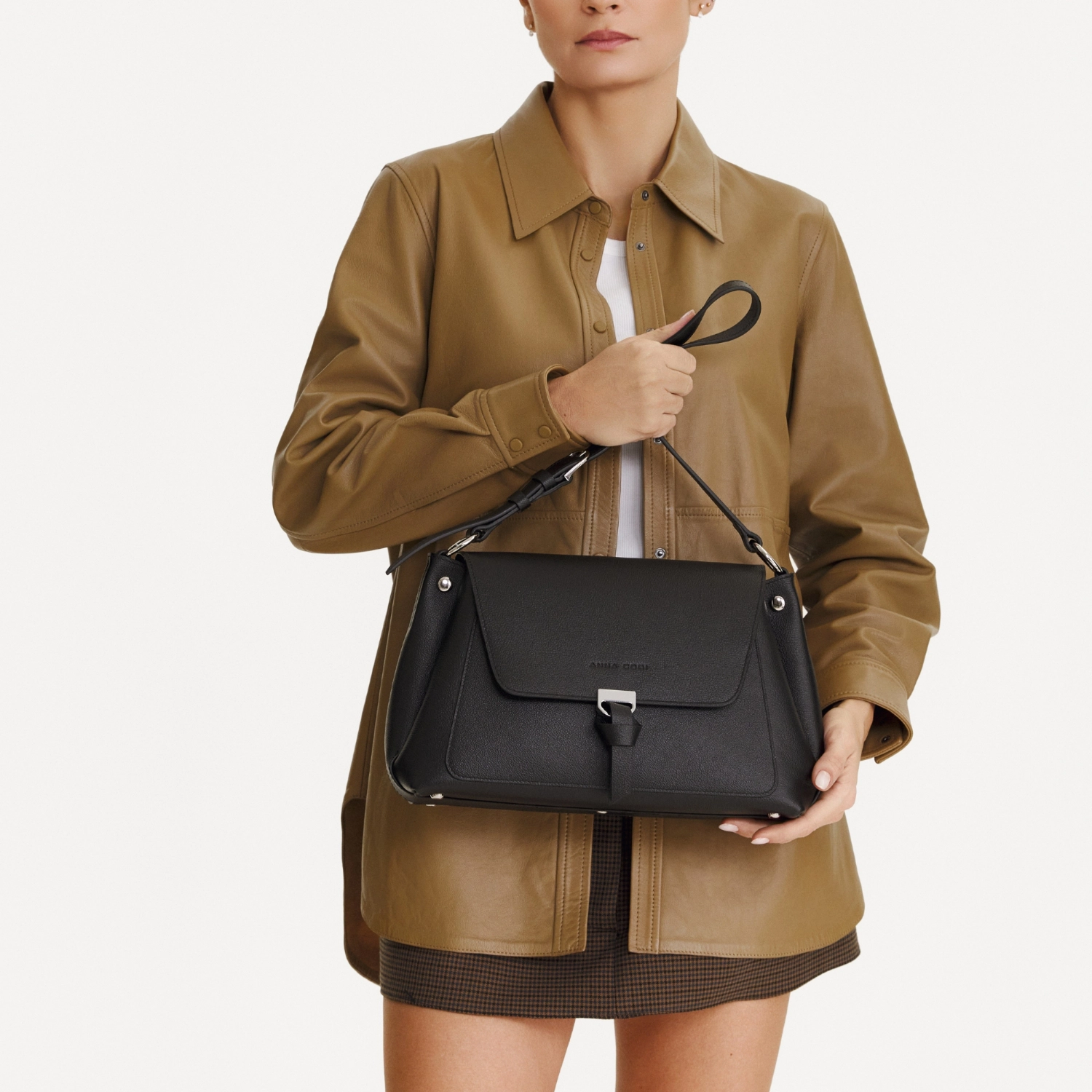 Imagine Geanta dama de umar HELGA 01 VITELLO STAMP NEGRU