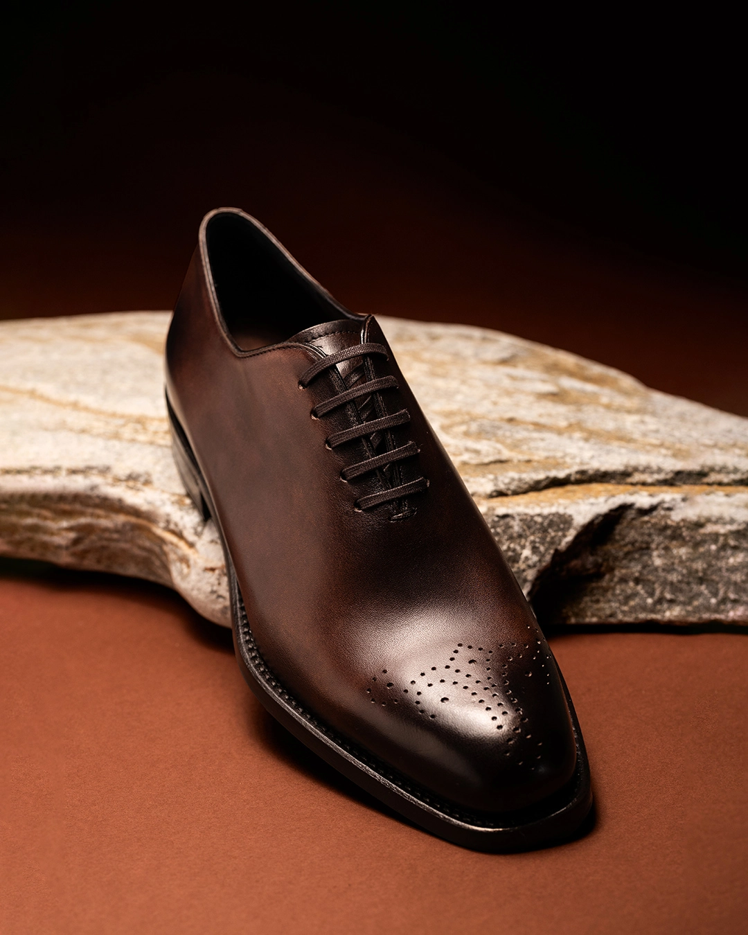 ЕЛЕГАНТНИ ЕЛЕГАНТНИ