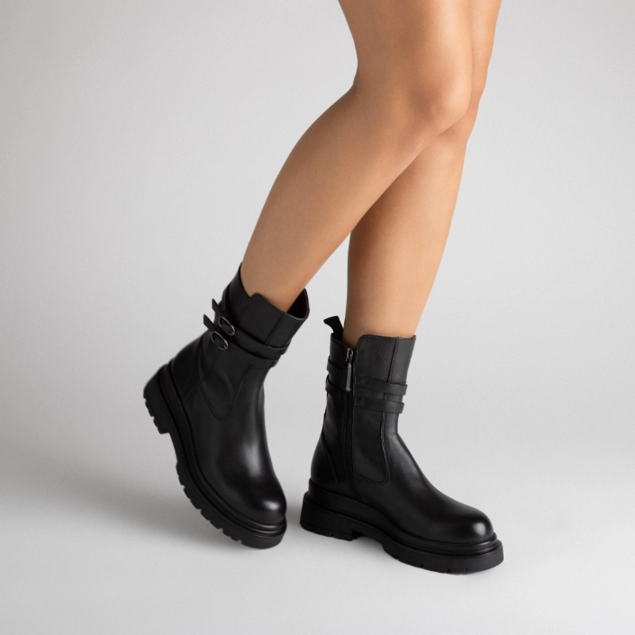 Women's genuine leather ankle-boots 8240 Vitello Black